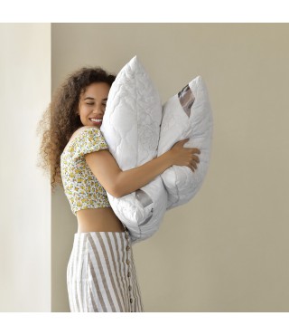 Подушка Air Dream Classic ТМ IDEIA 70*70 см троянди