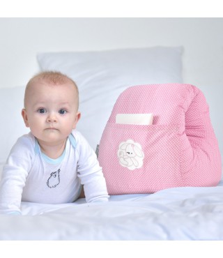 Подушка для годування Mini ТМ PAPAELLA 30х28х30 см рожевий горошок